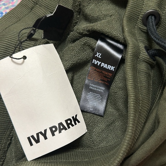 NWT Ivy Park Olive Green Cuffed Stretchy Sweatpants Joggers XL - Picture 6 of 6